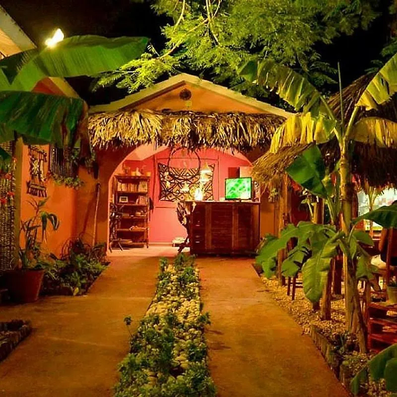 Colonial Charm Hostel Santo Domingo